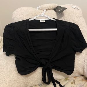 Cropped black top Aritzia